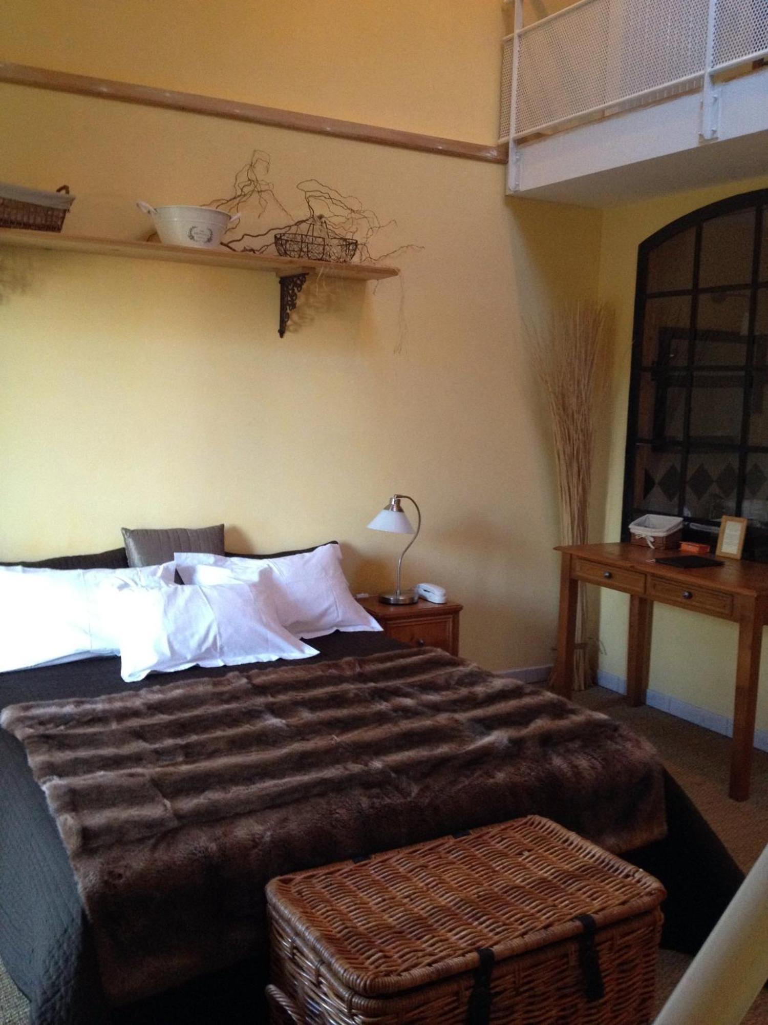 Logis Hotel La Grange Du Relais Colombey-les-Deux-Eglises Bagian luar foto