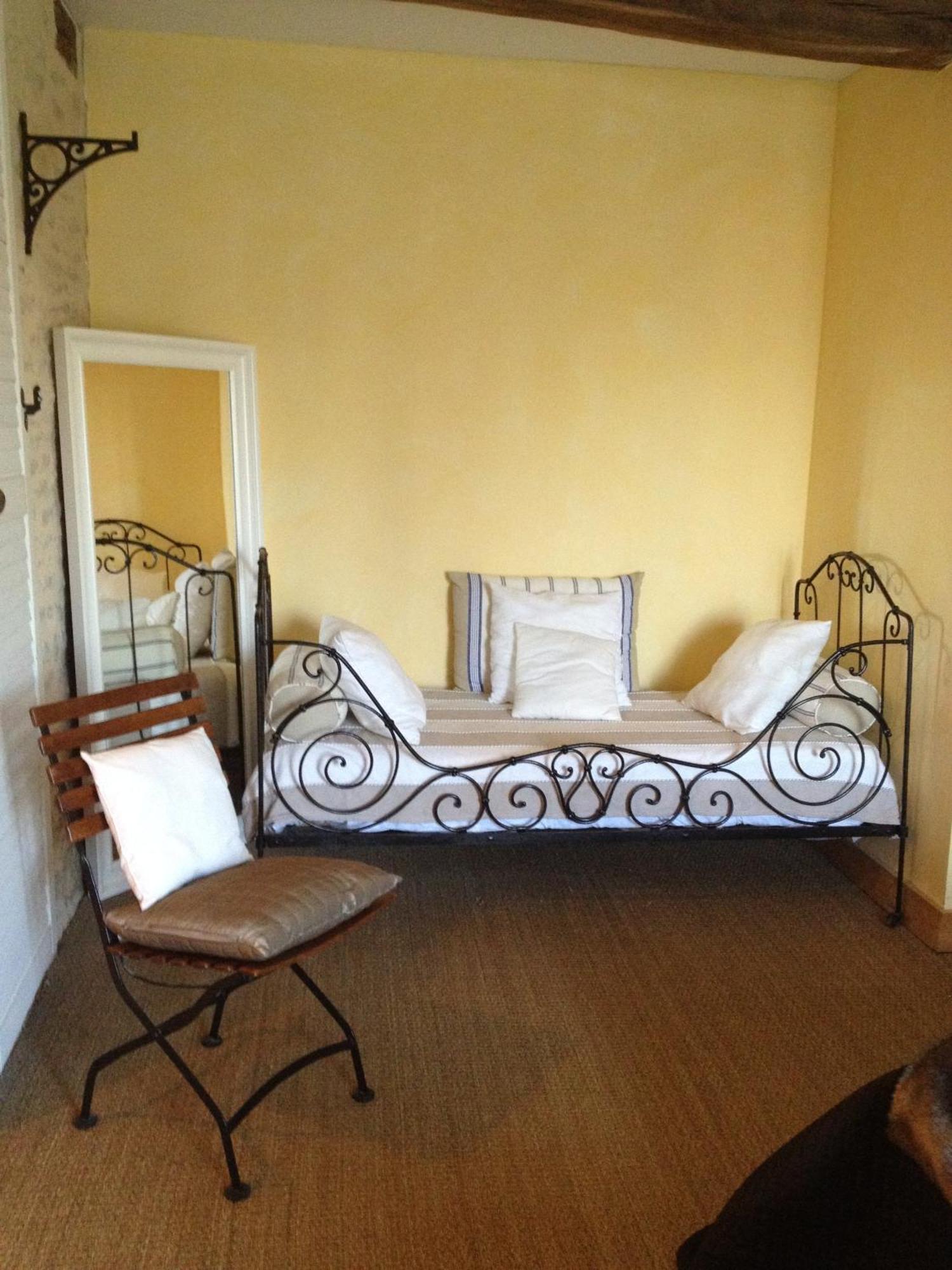 Logis Hotel La Grange Du Relais Colombey-les-Deux-Eglises Bagian luar foto